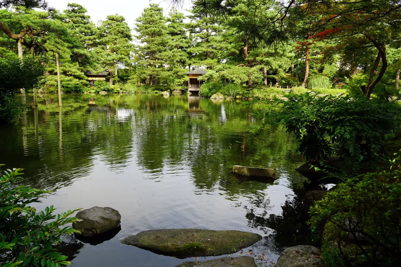 Shimizuen Garden pond and greenery